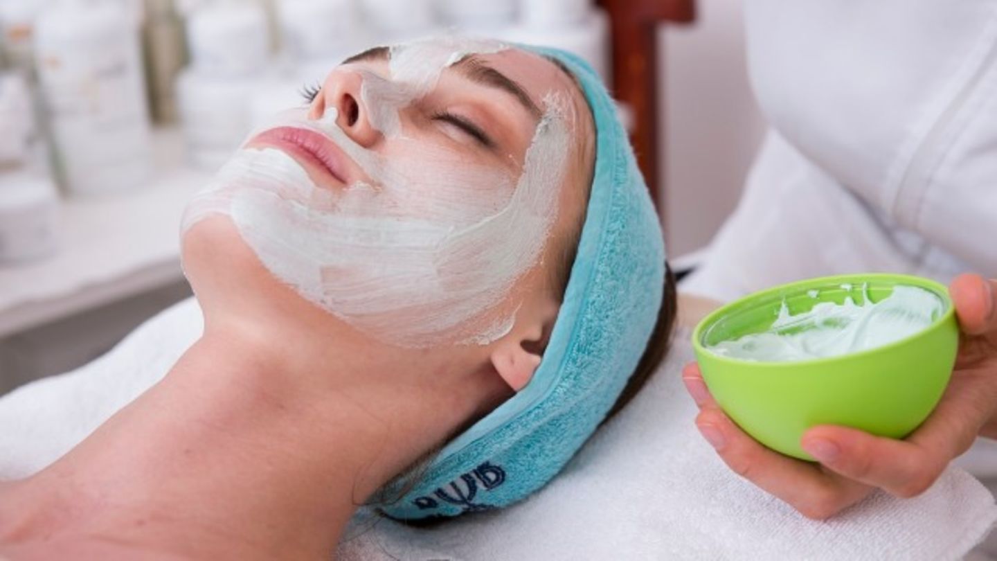 HiDubai-business-golden-impression-spa-beauty-wellness-health-wellness-services-spas-hor-al-anz-east-dubai