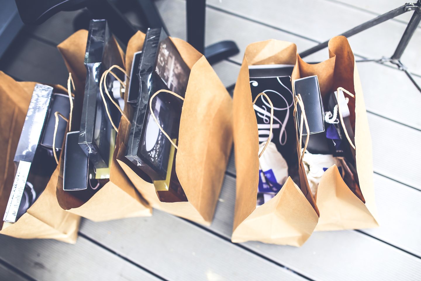 HiDubai-business-vibes-trading-b2b-services-distributors-wholesalers-business-bay-dubai-2