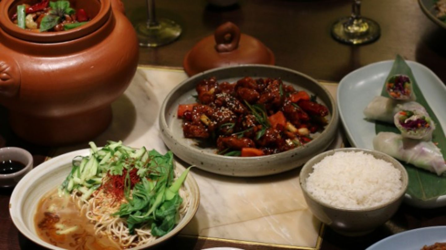 HiDubai-business-new-shanghai-food-beverage-restaurants-bars-hadaeq-shaikh-mohammad-bin-rashid-dubai