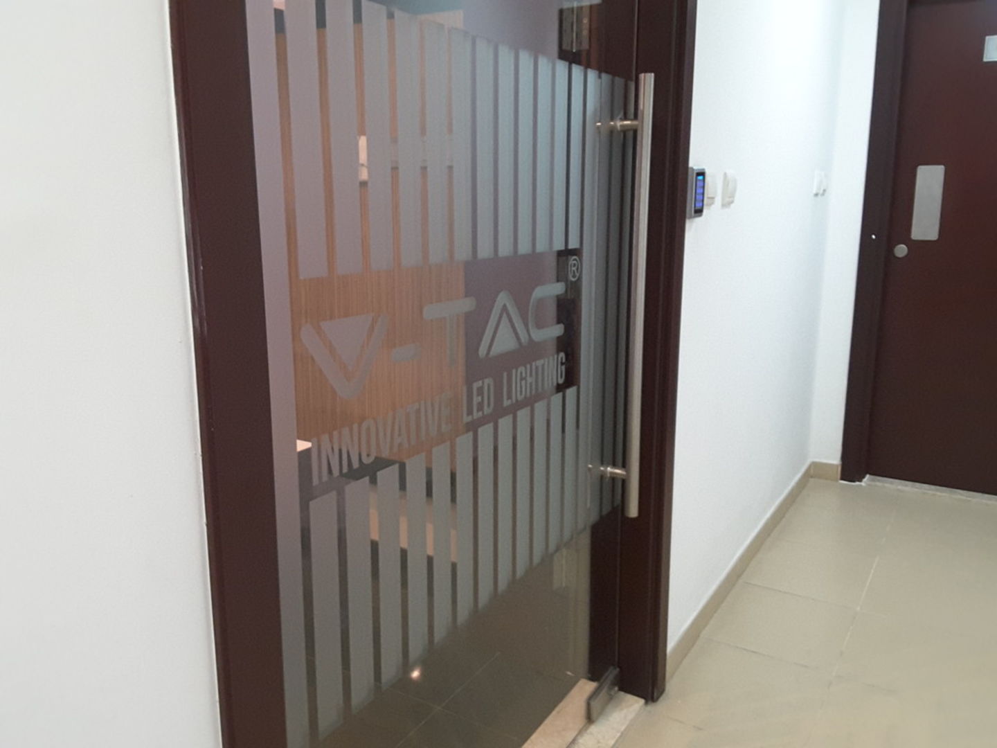 HiDubai-business-v-tac-innovative-led-lighting-b2b-services-distributors-wholesalers-jumeirah-lake-towers-al-thanyah-5-dubai