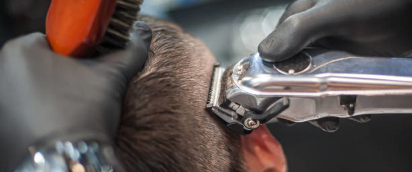 HiDubai-business-al-buraq-gents-salon-est-beauty-wellness-health-beauty-salons-al-warqaa-1-dubai
