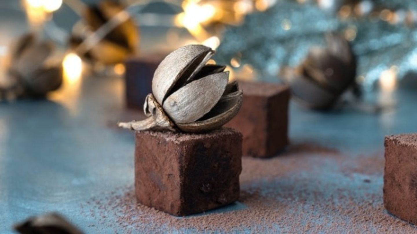 Labelle Chocolates & Flowers(Souvenirs & Gifts) in Nad Al Hammar, Dubai