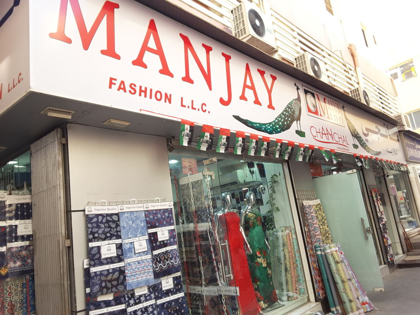 HiDubai-business-manjay-fashion-b2b-services-distributors-wholesalers-meena-bazar-al-souq-al-kabeer-dubai-3