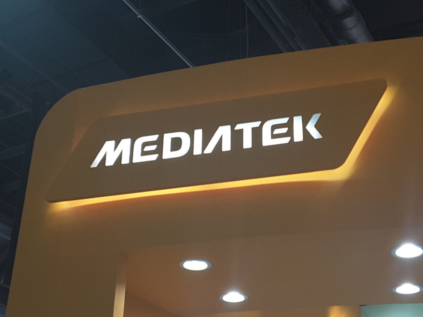 HiDubai-business-mediatek-b2b-services-distributors-wholesalers-dubai-internet-city-al-sufouh-2-dubai-2