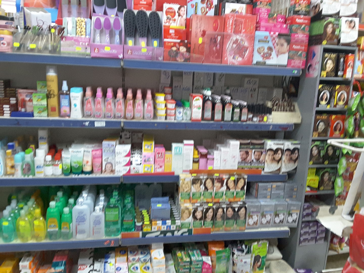 HiDubai-business-mosa-abdulla-ibrahim-supermarket-shopping-supermarkets-hypermarkets-grocery-stores-al-rashidiya-dubai-2