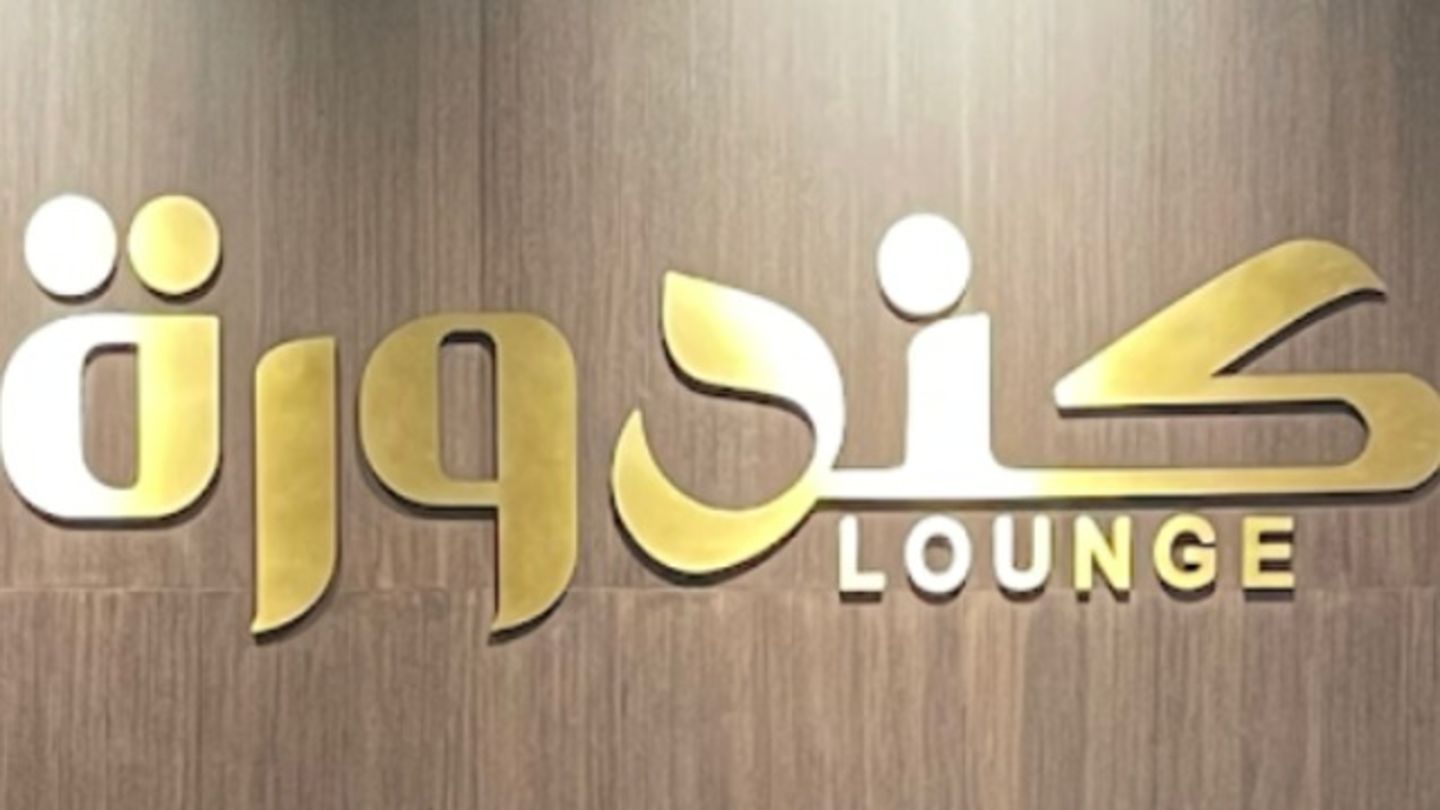 HiDubai-business-kandora-lounge-men-tailoring-home-tailoring-al-khawaneej-2-dubai