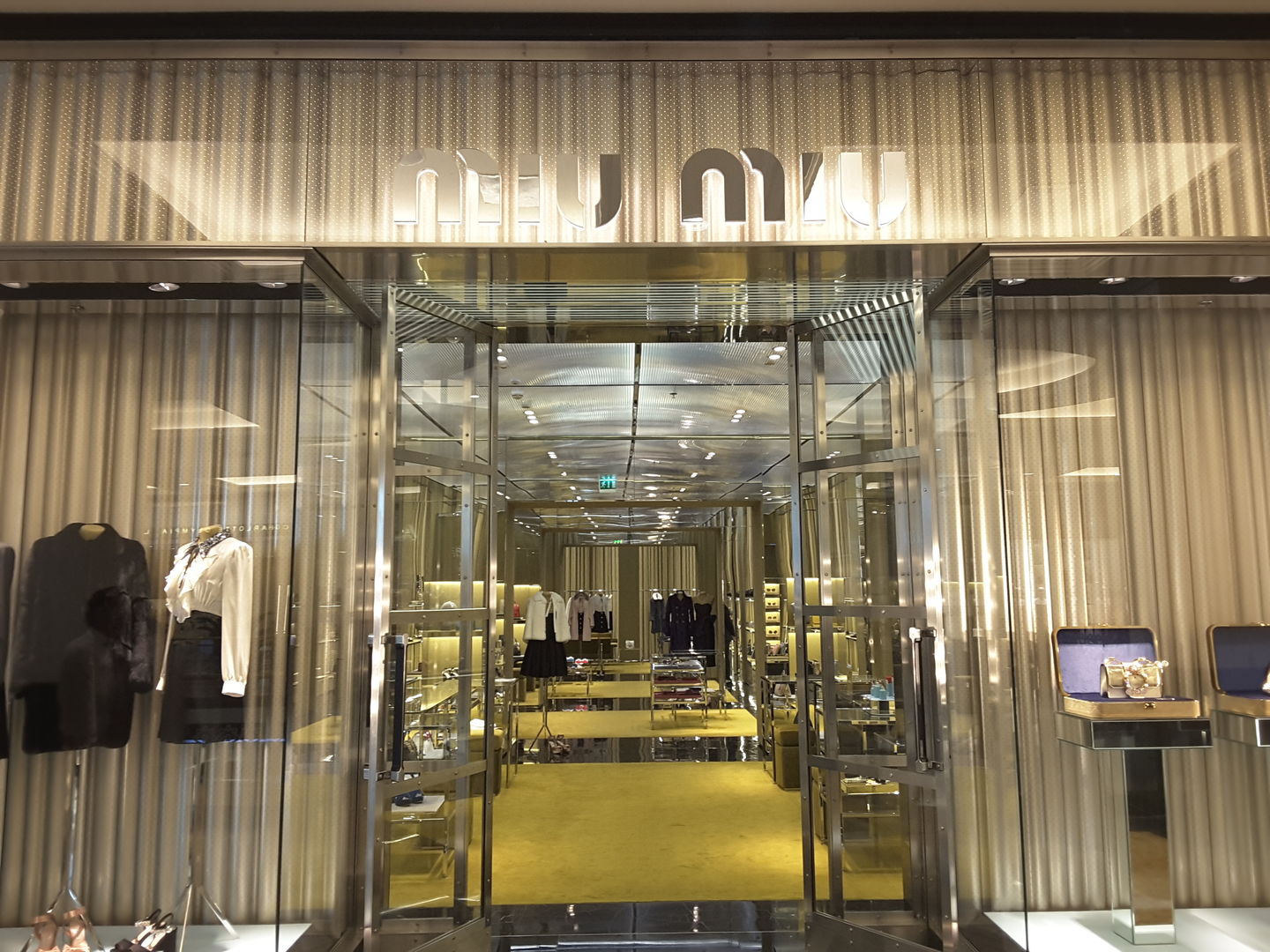 HiDubai-business-miu-miu-shopping-fashion-accessories-al-barsha-1-dubai-2