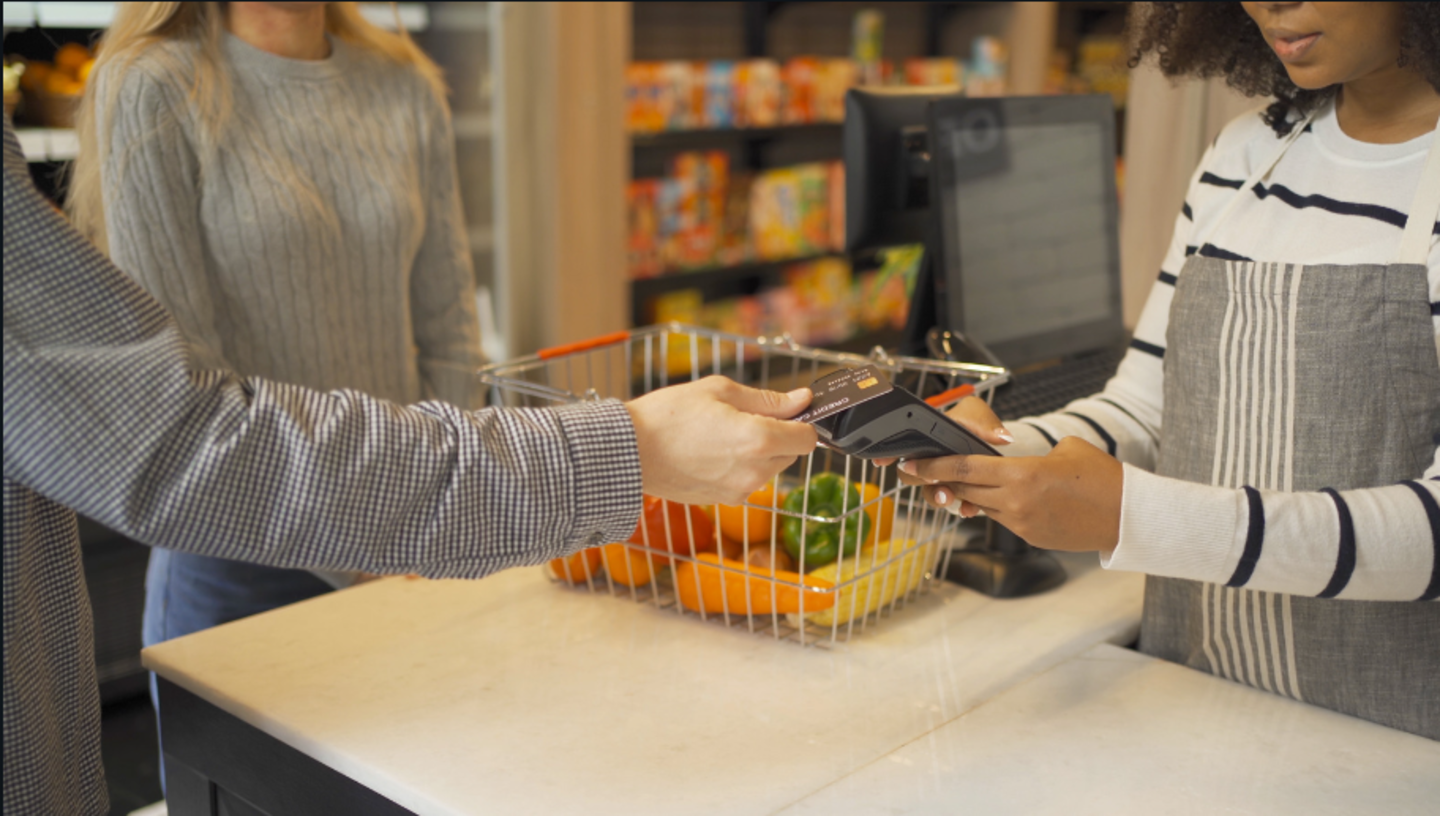 HiDubai-business-full-cart-minimart-shopping-supermarkets-hypermarkets-grocery-stores-the-palm-jumeirah-nakhlat-jumeirah-dubai-1