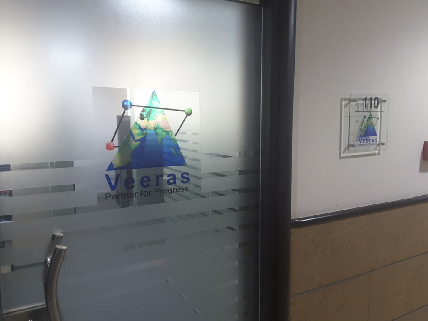 HiDubai-business-veeras-information-technology-solutions-trading-media-marketing-it-it-telecommunication-al-barsha-1-dubai-2