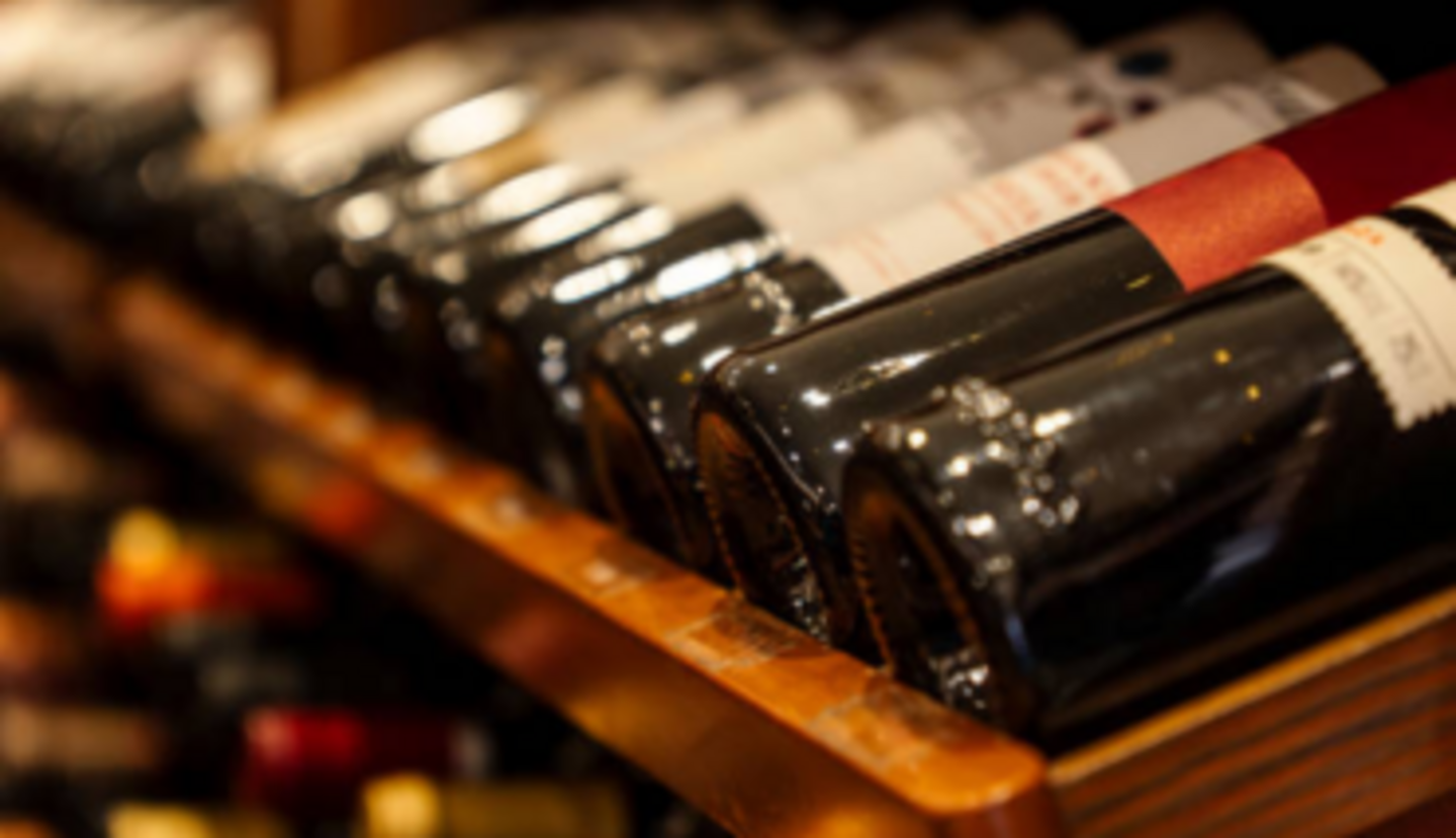 HiDubai-business-mmi-shopping-liquor-alcoholic-drinks-business-bay-dubai