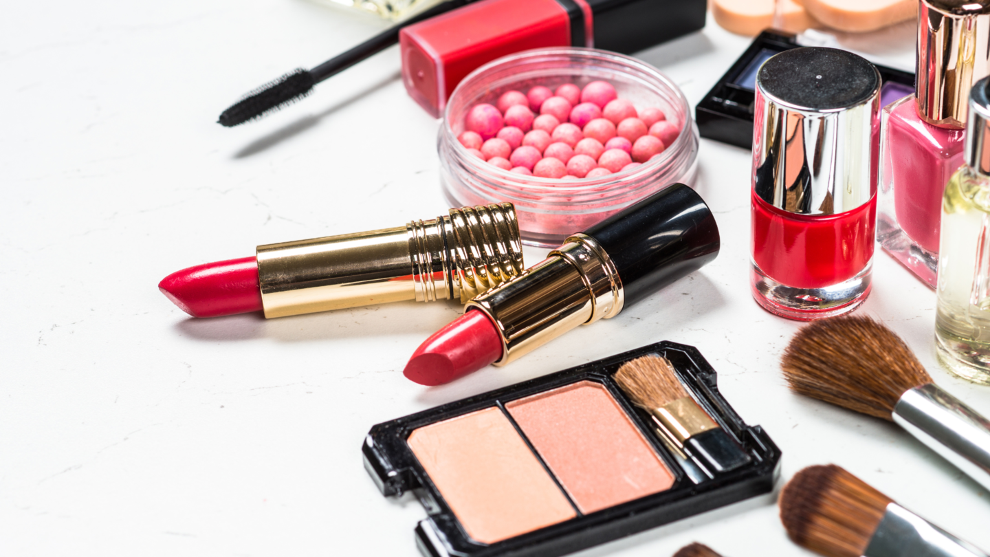 HiDubai-business-dar-al-maruf-trading-shopping-beauty-cosmetics-stores-al-daghaya-dubai