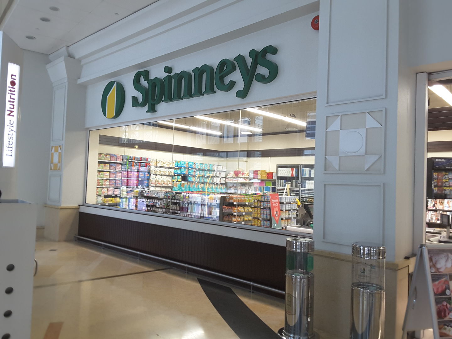 HiDubai-business-spinneys-shopping-supermarkets-hypermarkets-grocery-stores-dubai-marina-marsa-dubai-dubai