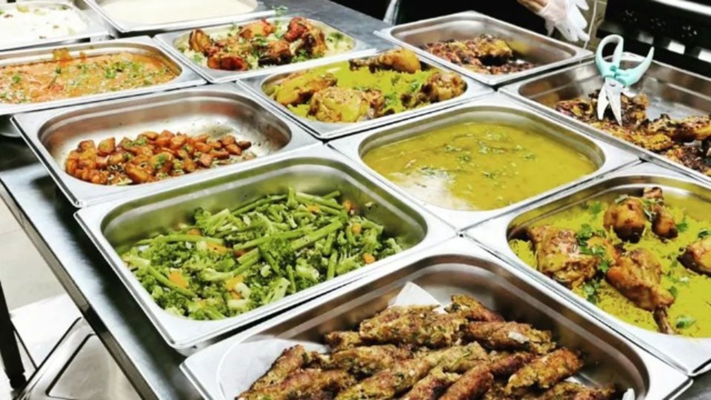 HiDubai-business-avec-events-and-catering-services-food-beverage-catering-services-mankhool-dubai