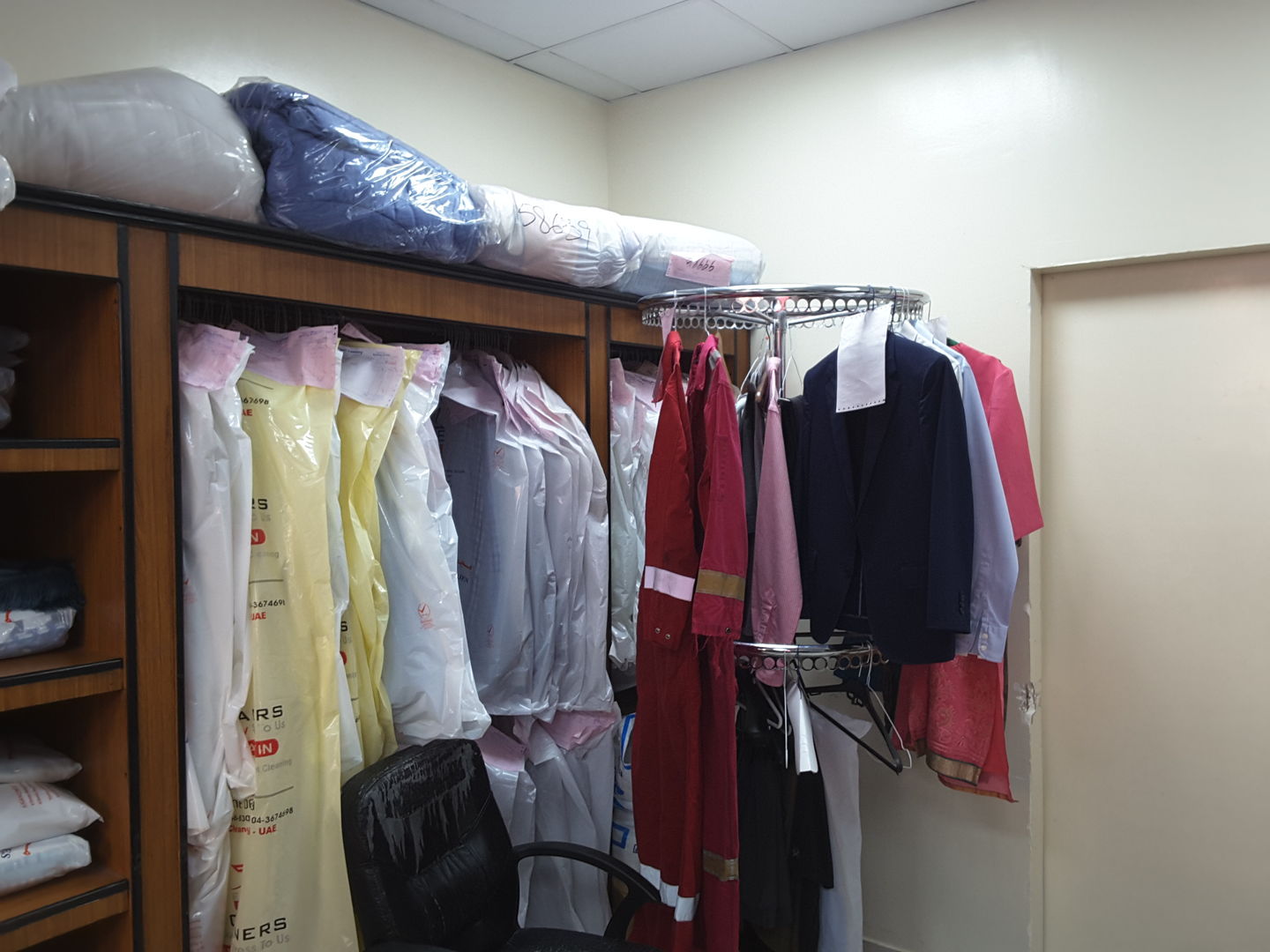 HiDubai-business-five-star-laundry-home-laundry-discovery-gardens-jebel-ali-1-dubai-2