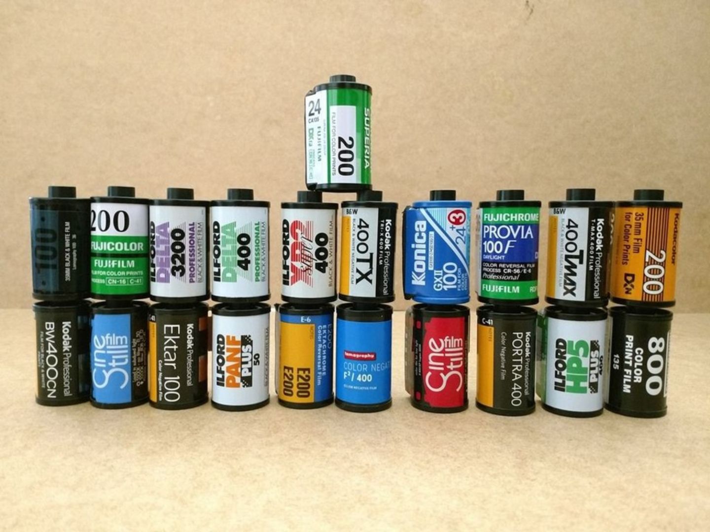 HiDubai-business-filmoticon-spacelab-vocational-services-art-photography-services-dubai-production-city-dubai