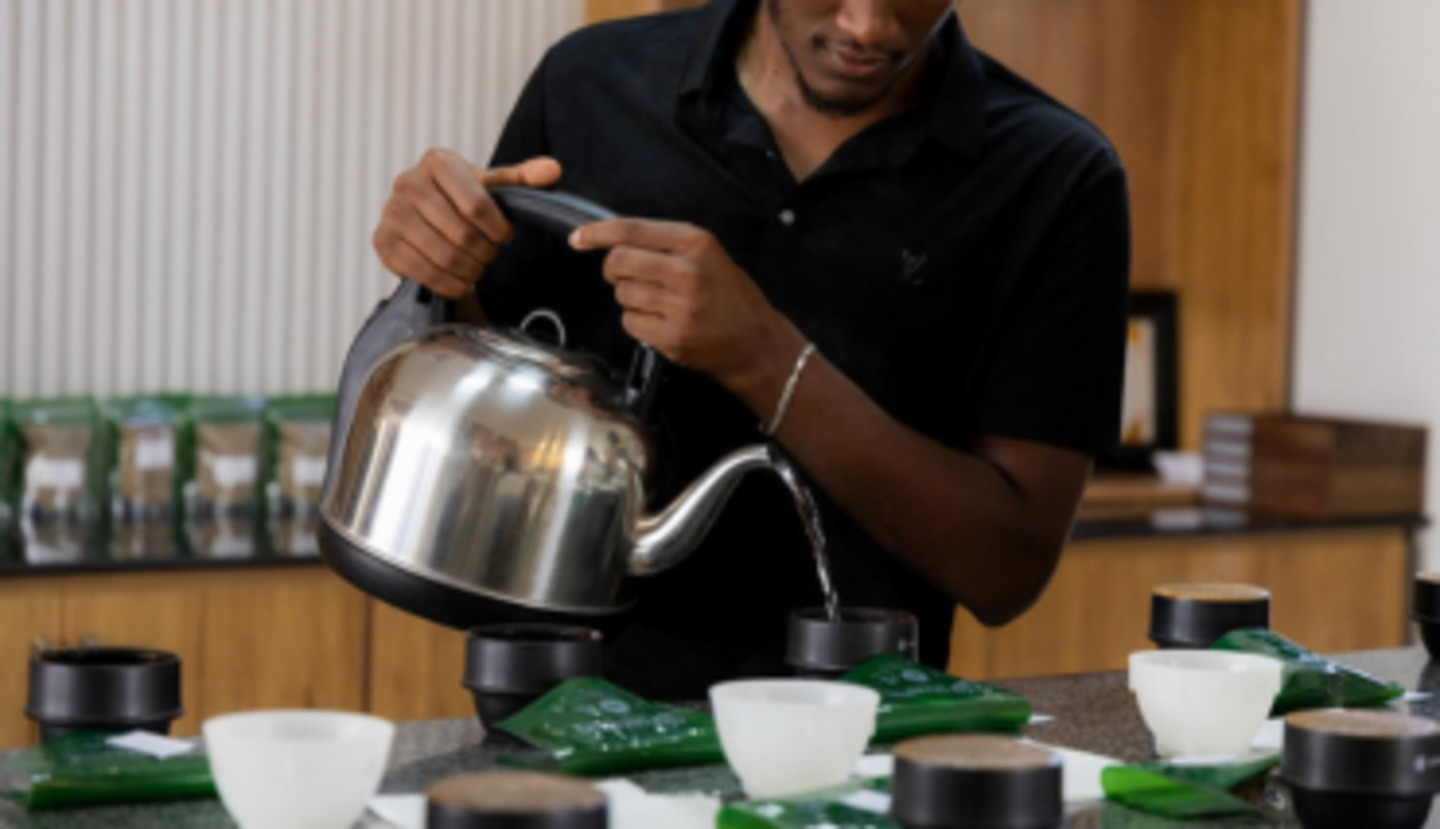 HiDubai-business-the-espresso-lab-food-beverage-coffee-shops-dubai-design-district-dubai-1
