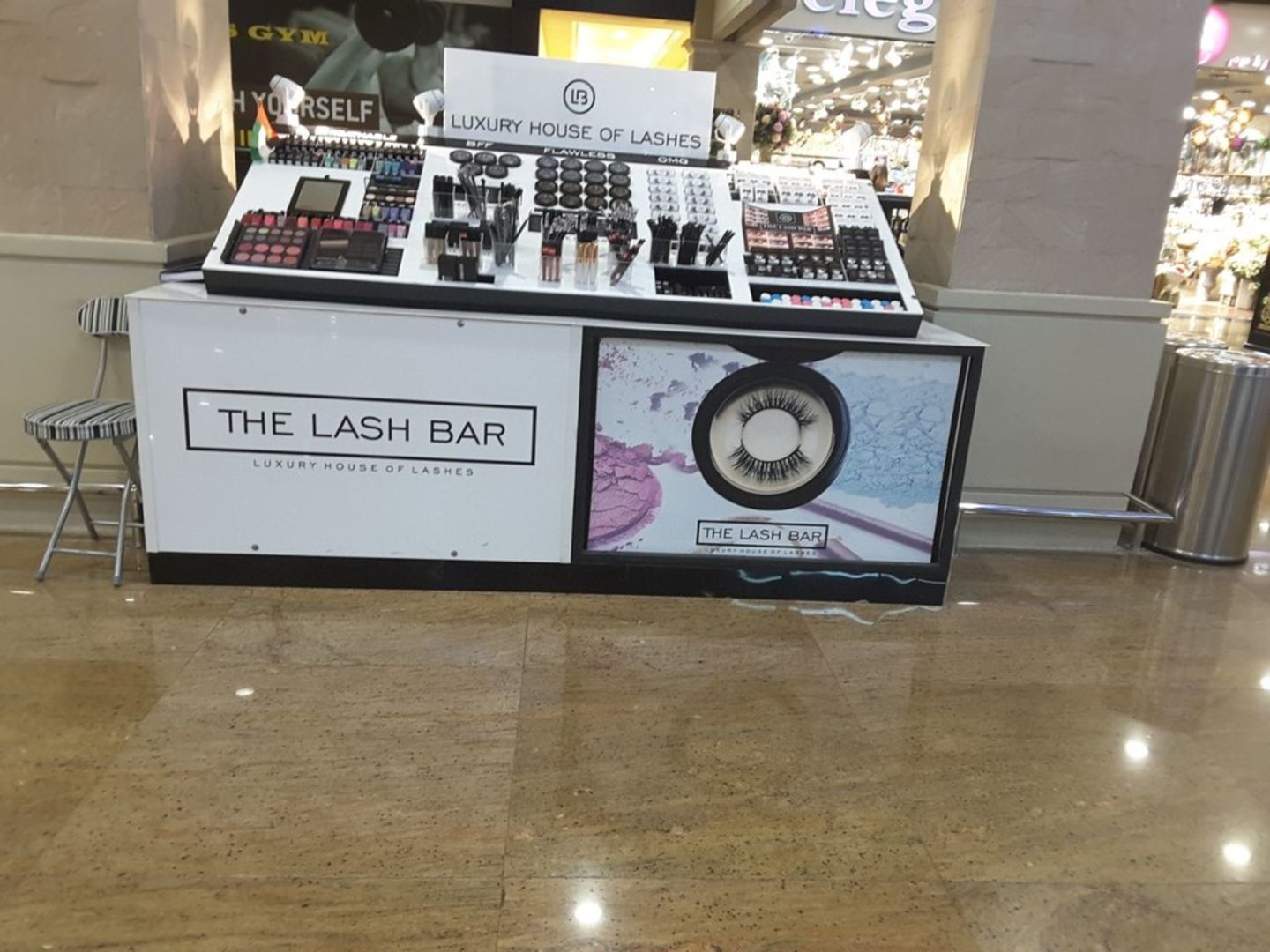 HiDubai-business-the-lash-bar-shopping-beauty-cosmetics-stores-muhaisnah-1-dubai