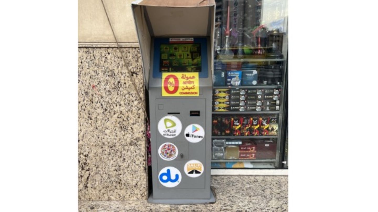 HiDubai-business-etisalat-du-payment-machine-finance-legal-payment-services-al-rigga-dubai-3