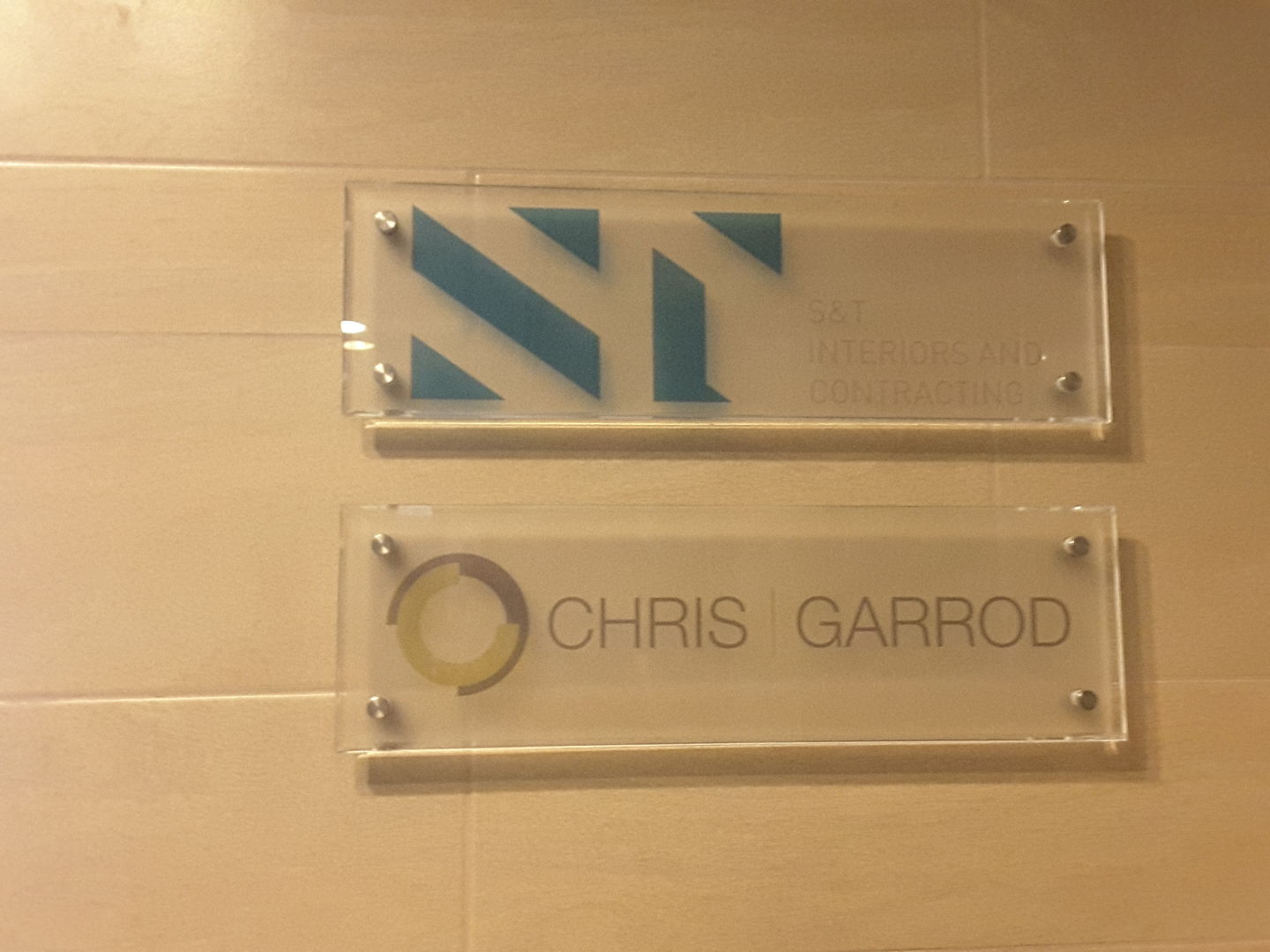 HiDubai-business-chris-garrod-global-limited-b2b-services-office-furniture-plants-decor-business-bay-dubai-2