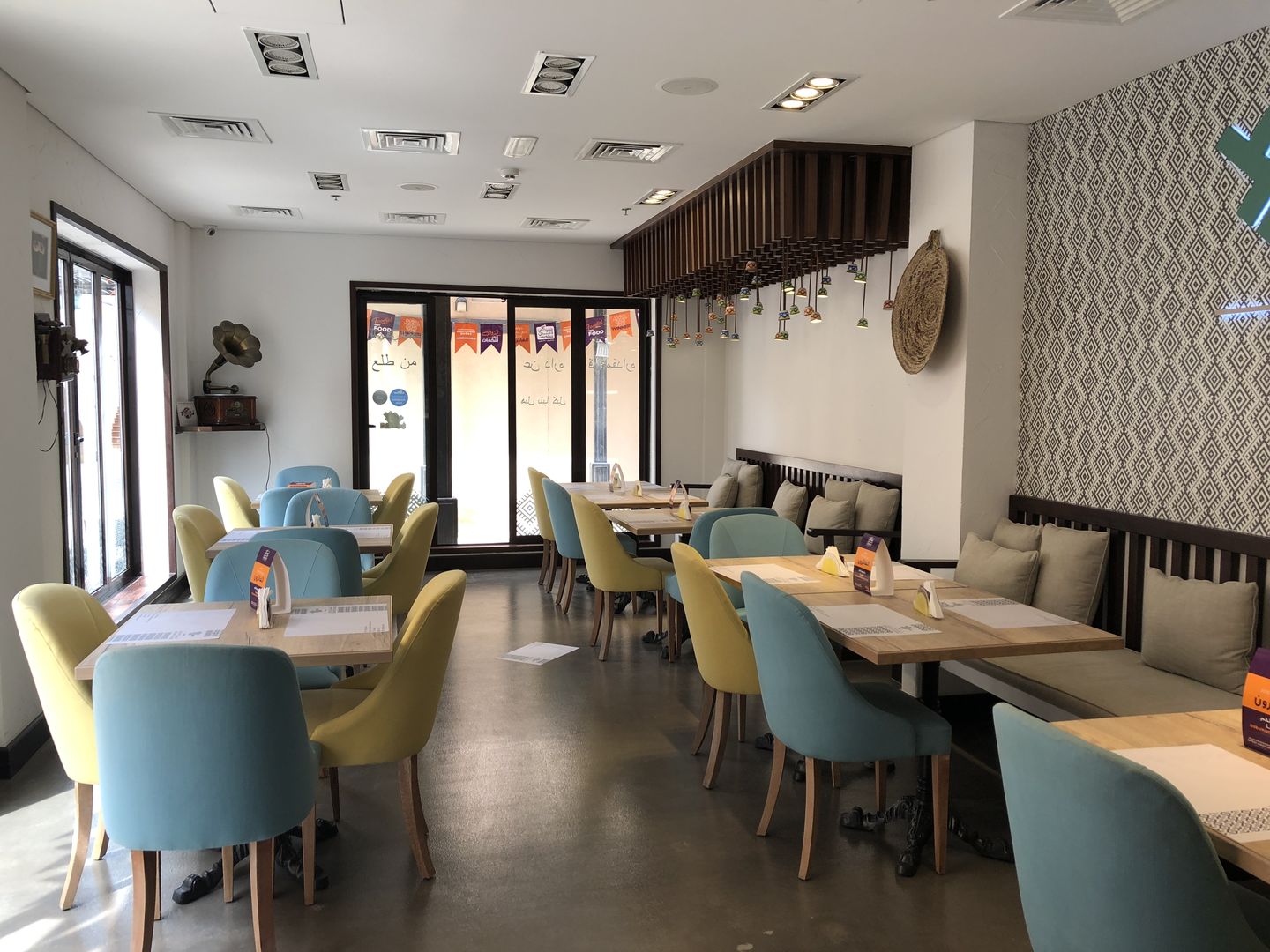 HiDubai-business-smat-cafe-restaurant-food-beverage-restaurants-bars-mirdif-dubai-2