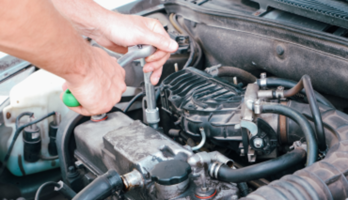 HiDubai-business-al-kaser-automotives-garage-transport-vehicle-services-car-assistance-repair-umm-ramool-dubai