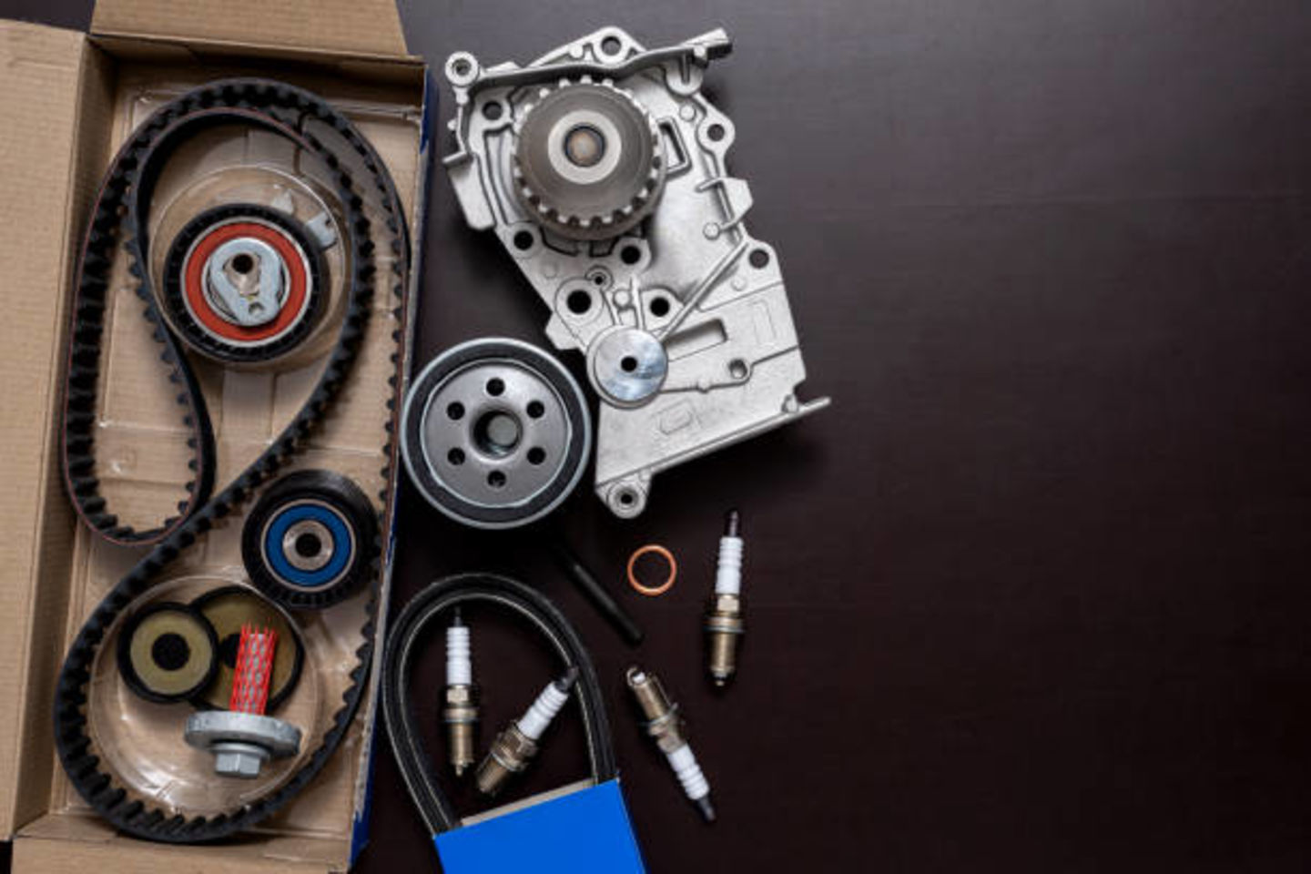 HiDubai-business-crystal-rtc-auto-spare-parts-accessories-trading-transport-vehicle-services-auto-spare-parts-accessories-naif-dubai