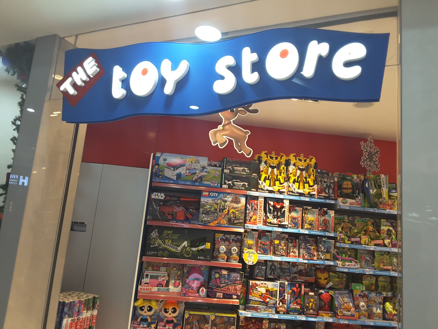 HiDubai-business-the-toy-store-shopping-toys-games-port-saeed-dubai-2