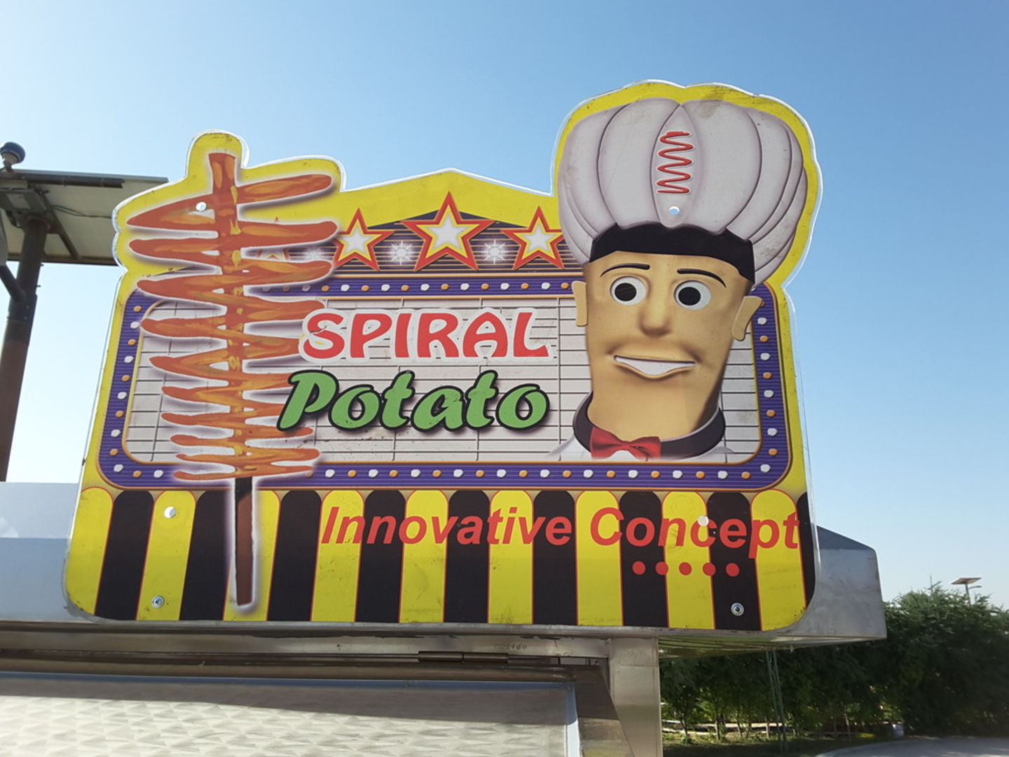 HiDubai-business-safari-village-spiral-potato-food-beverage-restaurants-bars-al-warqaa-5-dubai-2