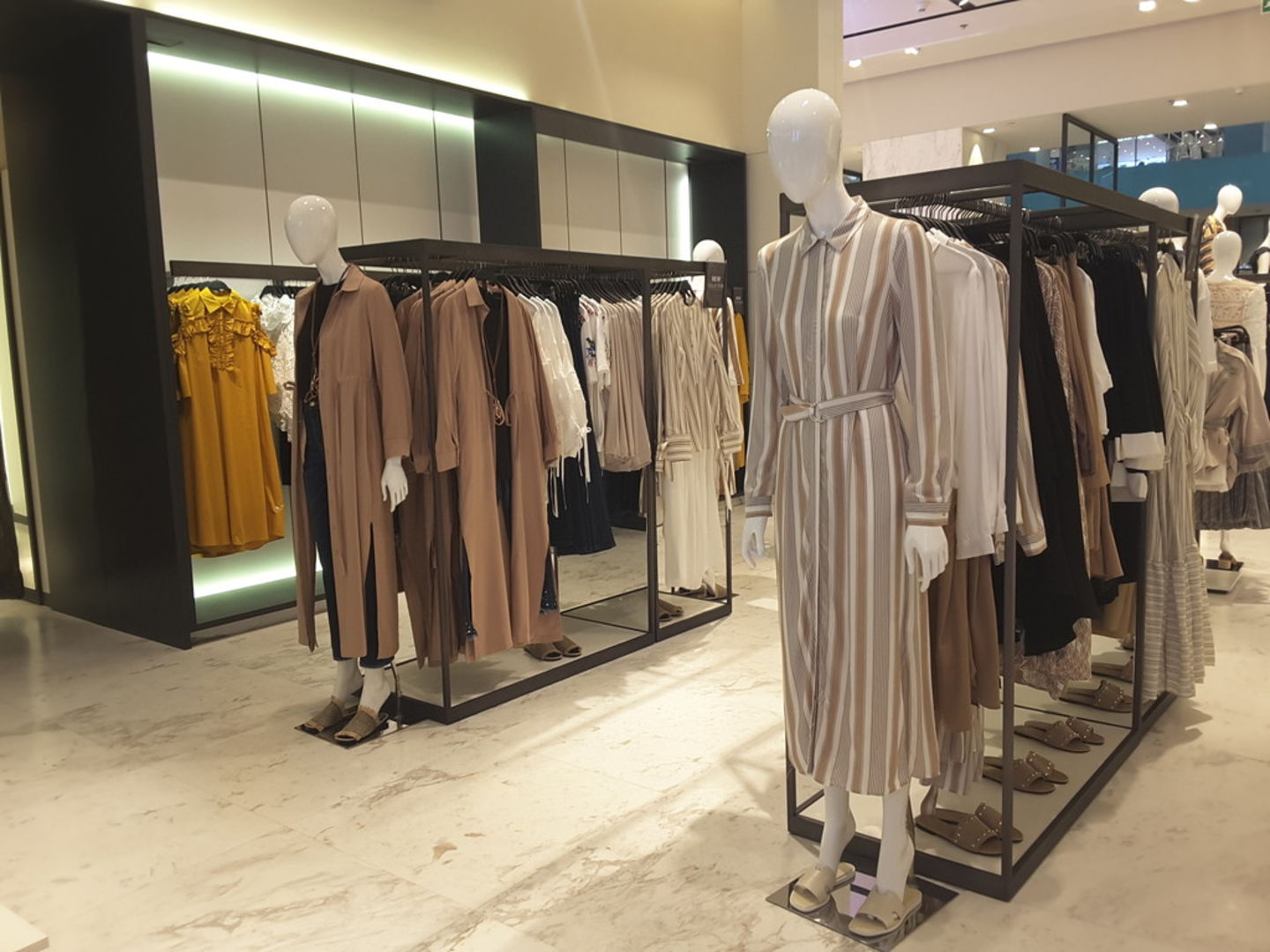 HiDubai-business-riva-shopping-apparel-burj-khalifa-dubai