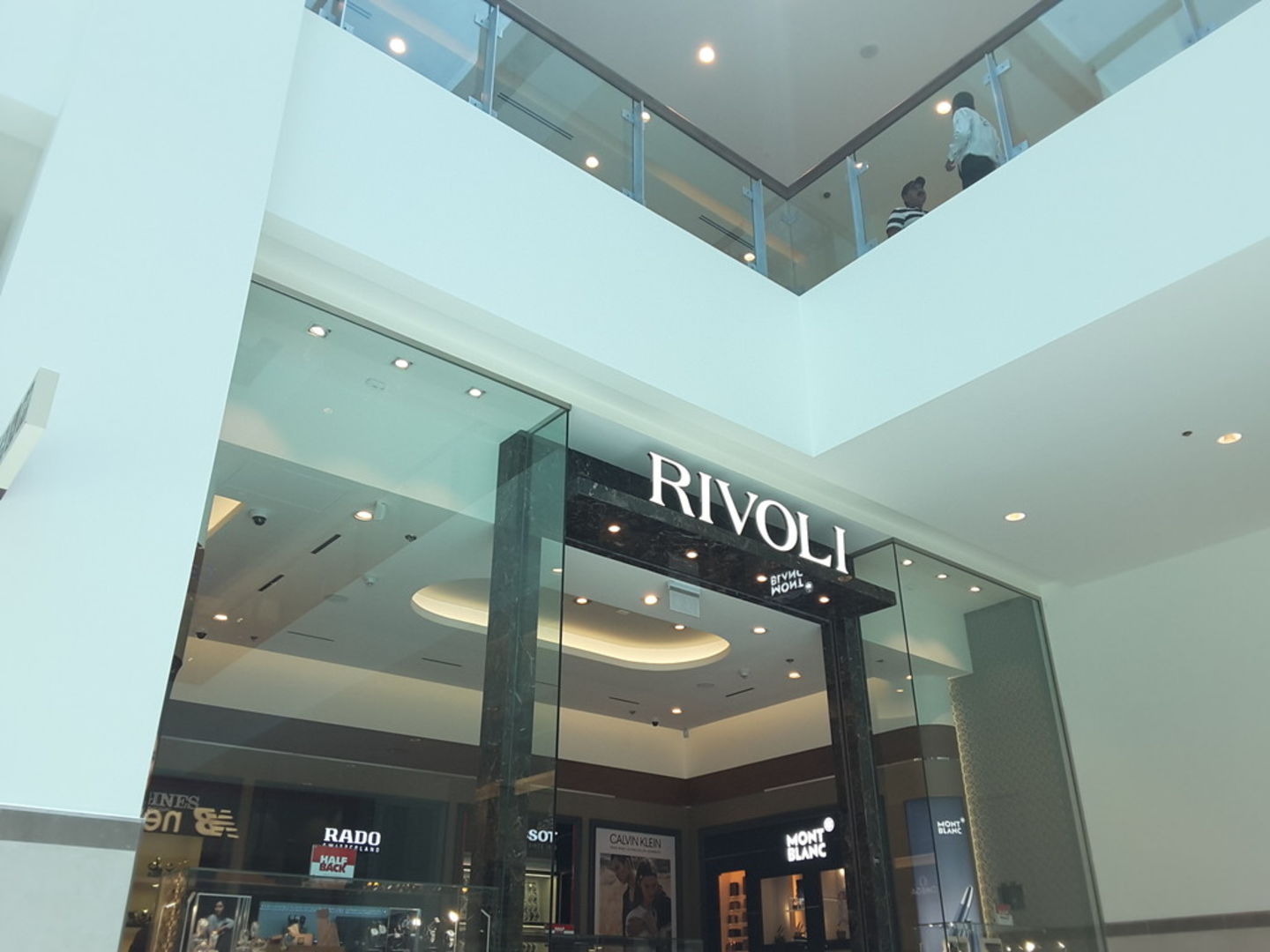 HiDubai-business-rivoli-shopping-watches-eyewear-springs-al-thanyah-4-dubai-4