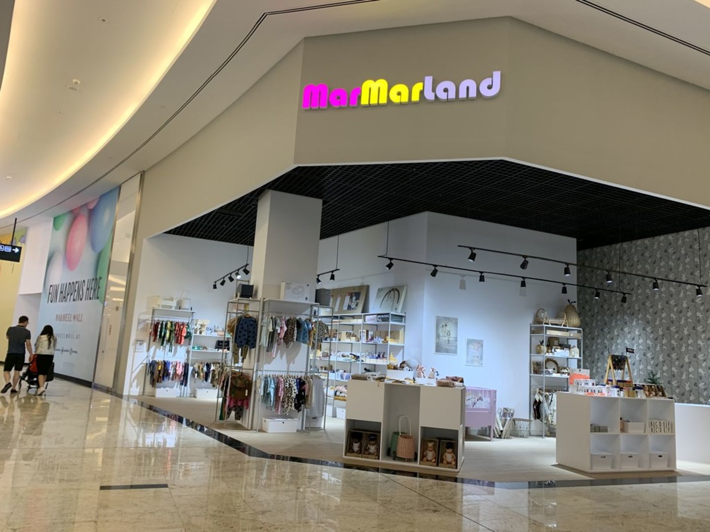 HiDubai-business-mar-mar-land-shopping-apparel-the-palm-jumeirah-nakhlat-jumeirah-dubai