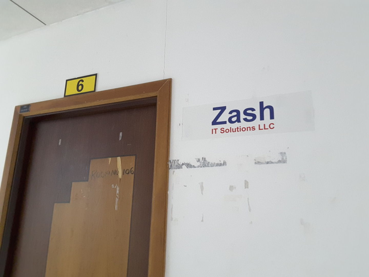 HiDubai-business-zash-it-solution-b2b-services-it-services-port-saeed-dubai-2