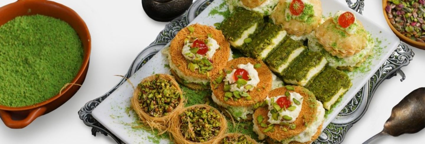 HiDubai-business-al-sultan-sweets-food-beverage-bakeries-desserts-sweets-al-muraqqabat-dubai