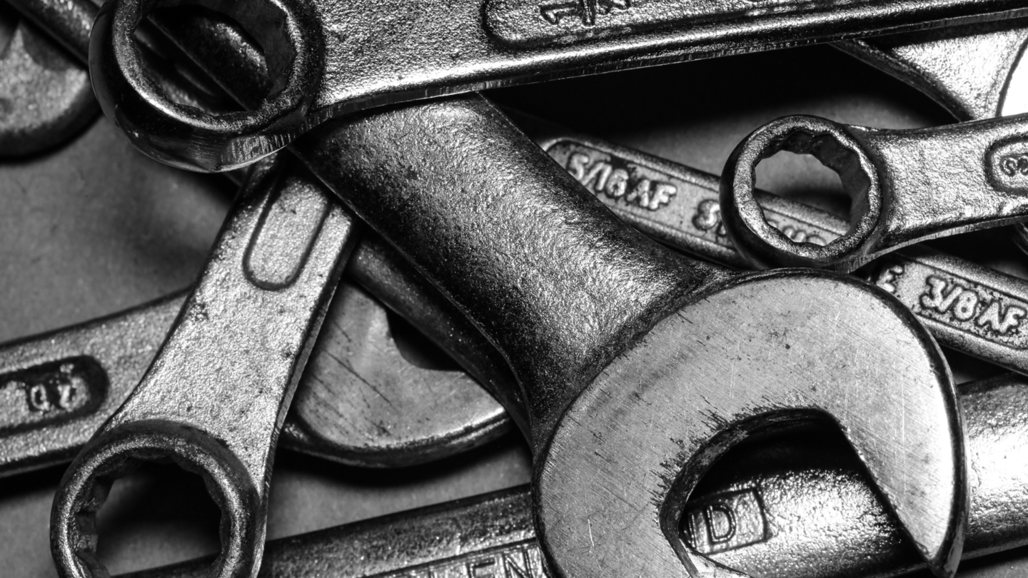 HiDubai-business-silver-shade-glass-technical-services-home-handyman-maintenance-services-al-quoz-industrial-3-dubai