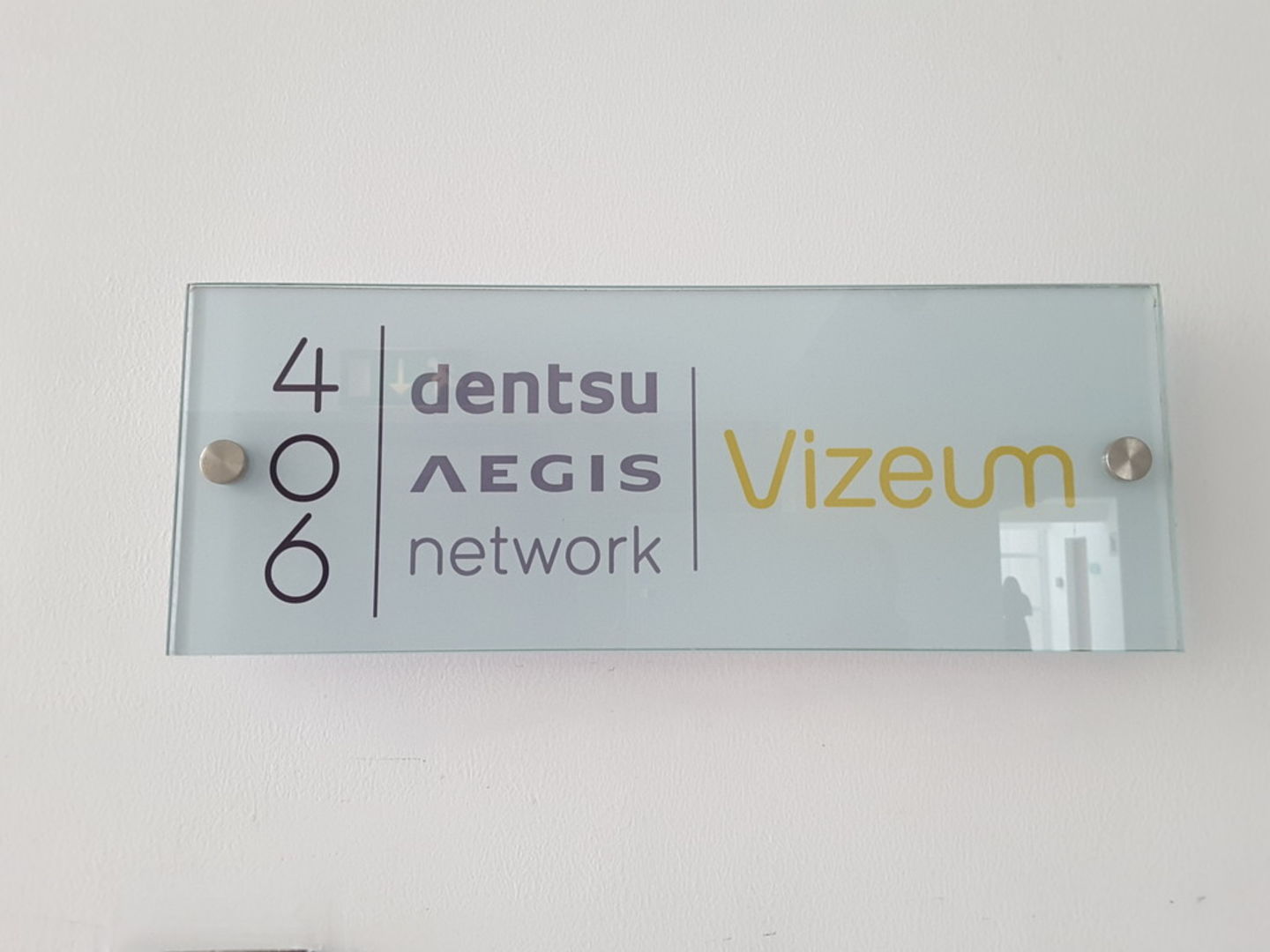 HiDubai-business-vizeum-media-marketing-it-design-advertising-agency-dubai-media-city-al-sufouh-2-dubai-2