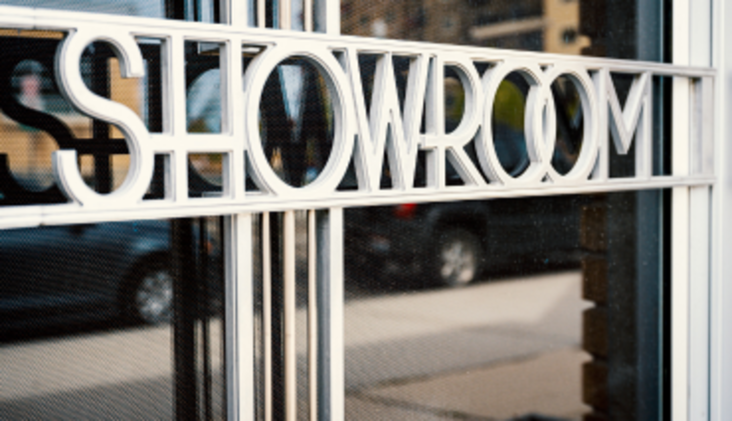 HiDubai-business-laith-al-obaidi-transport-vehicle-services-car-showrooms-service-centres-ras-al-khor-industrial-3-dubai