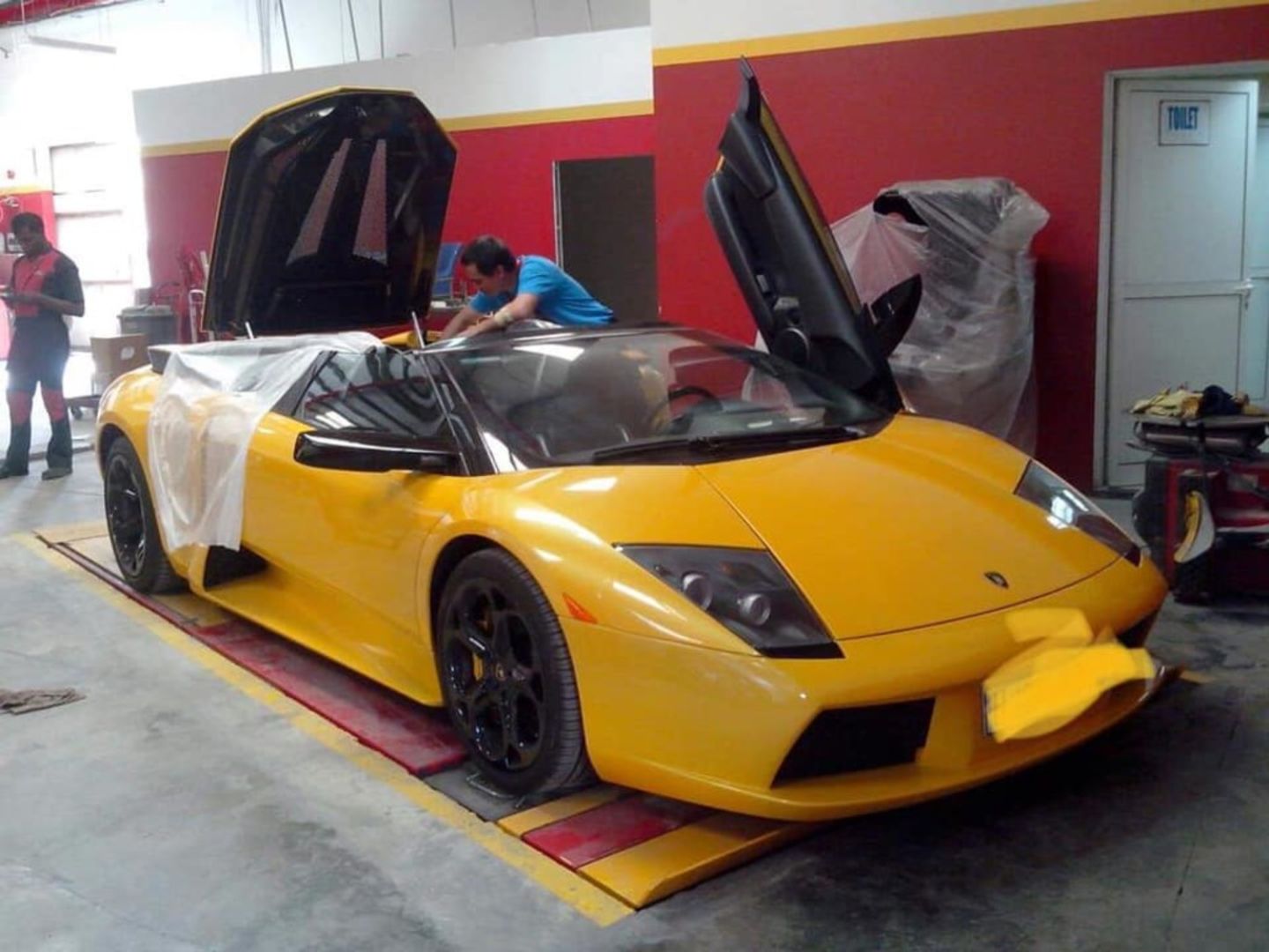 HiDubai-business-auto-whiz-garage-branch-2-transport-vehicle-services-car-assistance-repair-al-quoz-3-dubai
