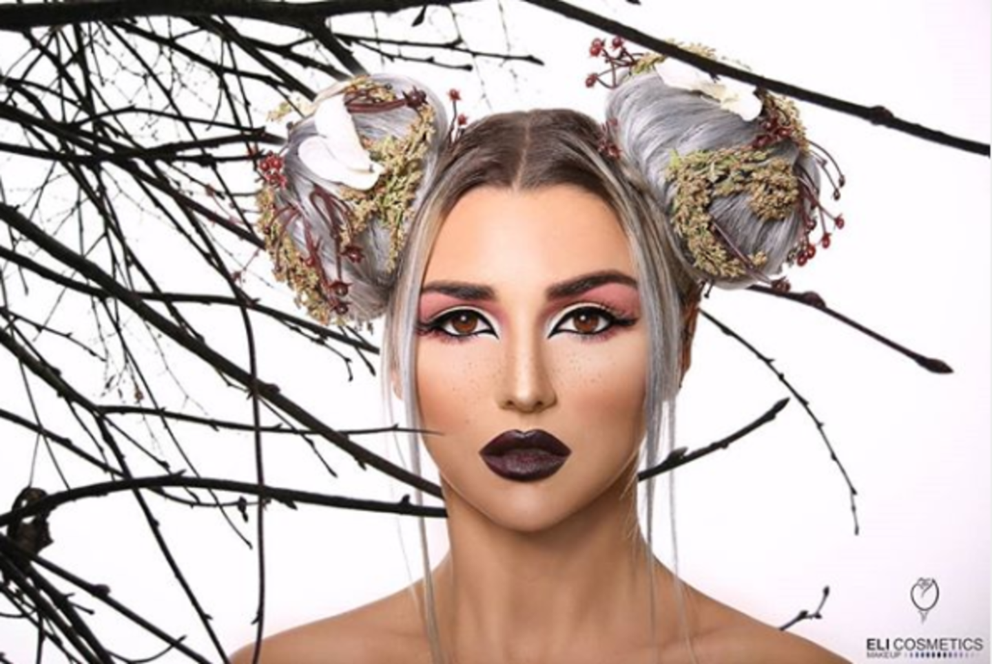 HiDubai-business-eli-cosmetics-makeup-academy-education-training-learning-centres-dubai-design-district-dubai