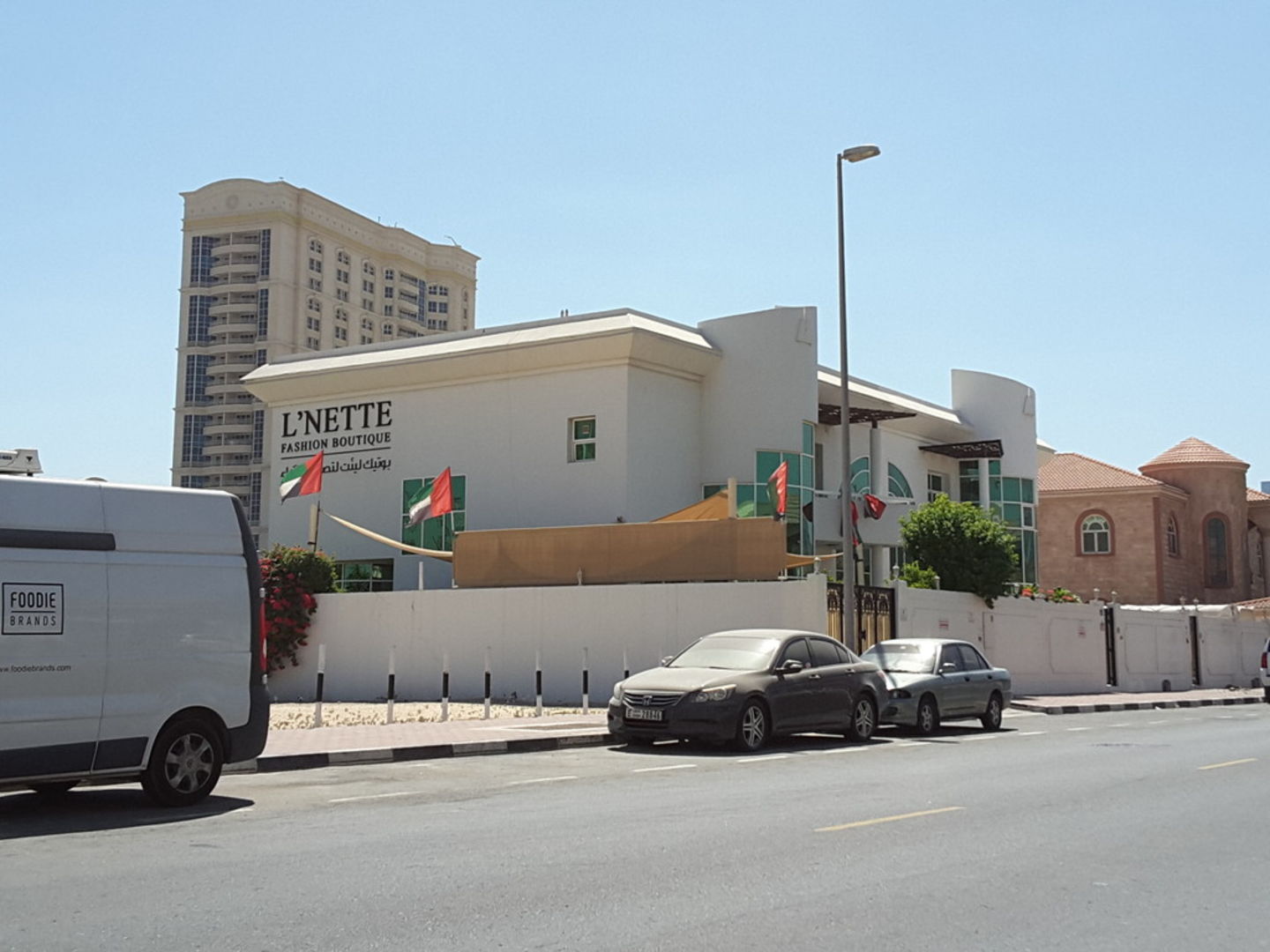 HiDubai-business-lnette-fashion-boutique-shopping-apparel-jumeirah-1-dubai-2