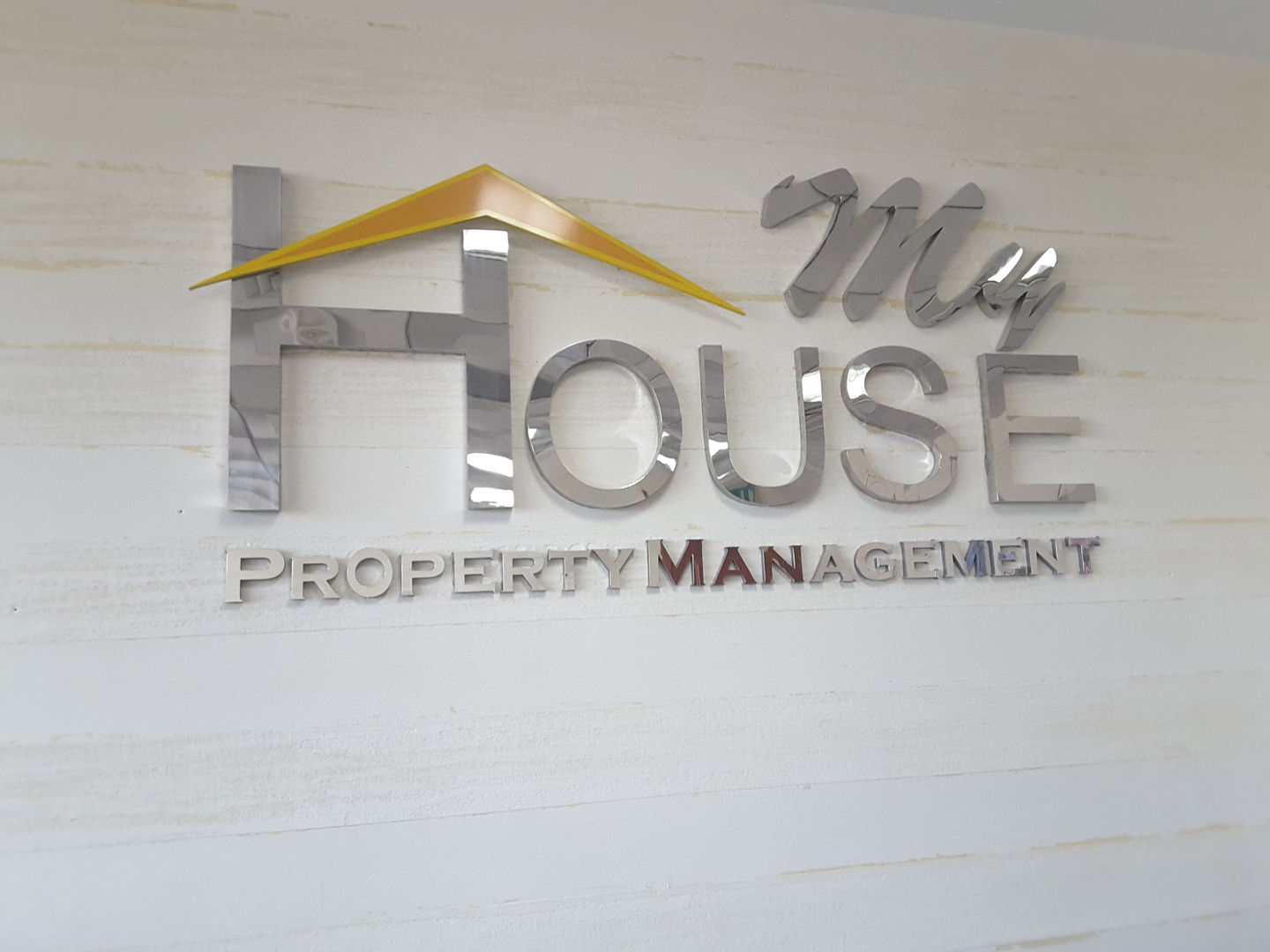 HiDubai-business-my-house-property-management-housing-real-estate-property-management-al-garhoud-dubai-2