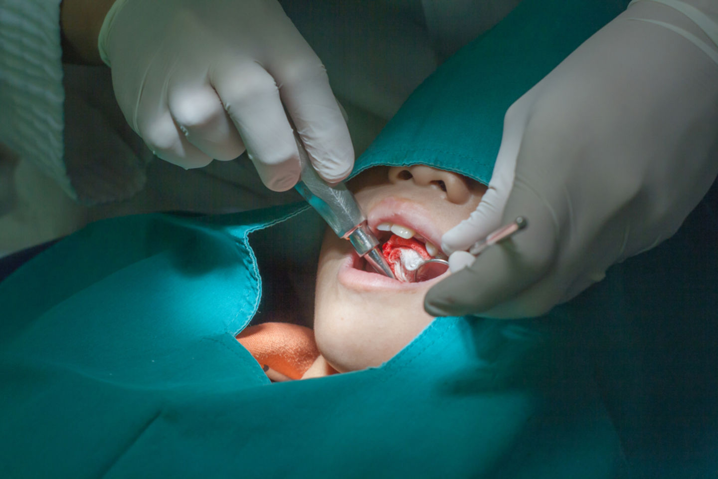 HiDubai-business-dentsply-friadent-b2b-services-distributors-wholesalers-riggat-al-buteen-dubai-2