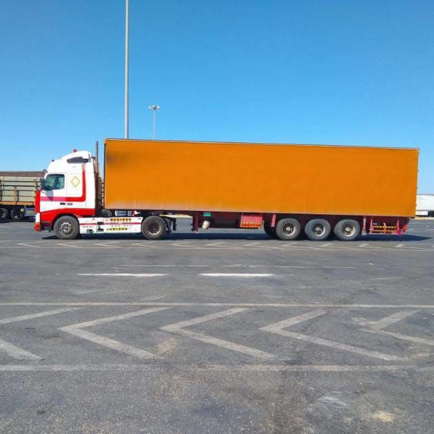 HiDubai-business-singh-padda-transport-shipping-logistics-road-cargo-services-ras-al-khor-industrial-2-dubai