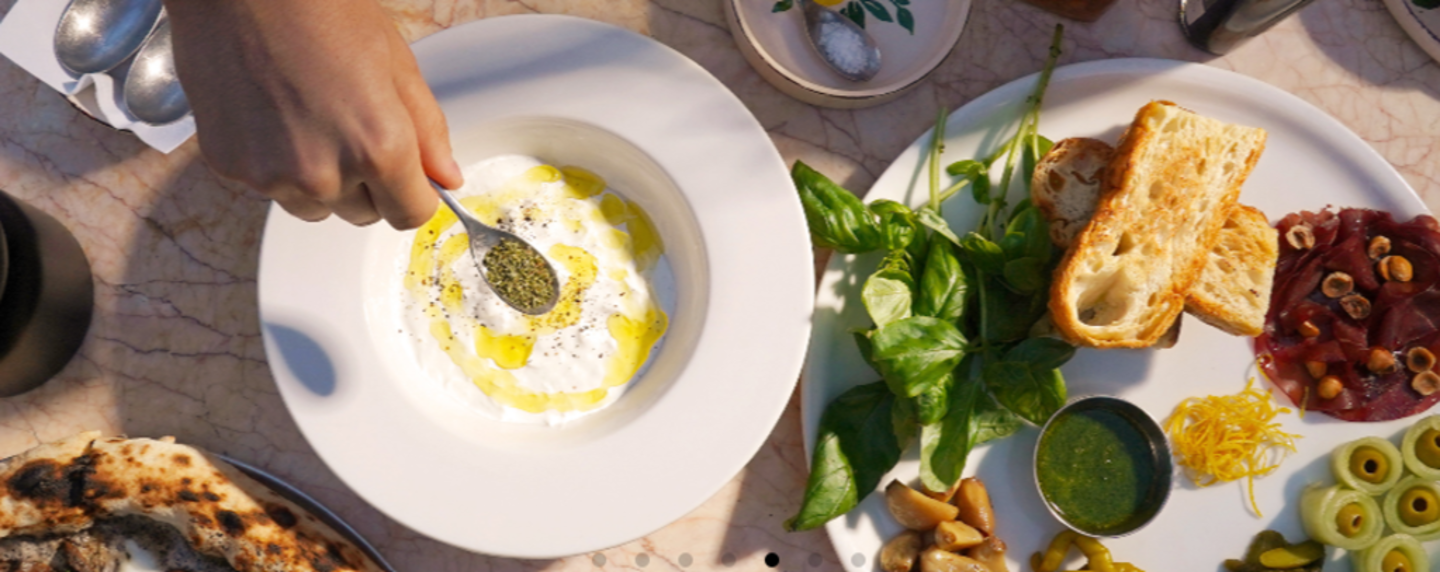 HiDubai-business-frankys-pizzeria-food-beverage-restaurants-bars-jumeirah-lake-towers-al-thanyah-5-dubai