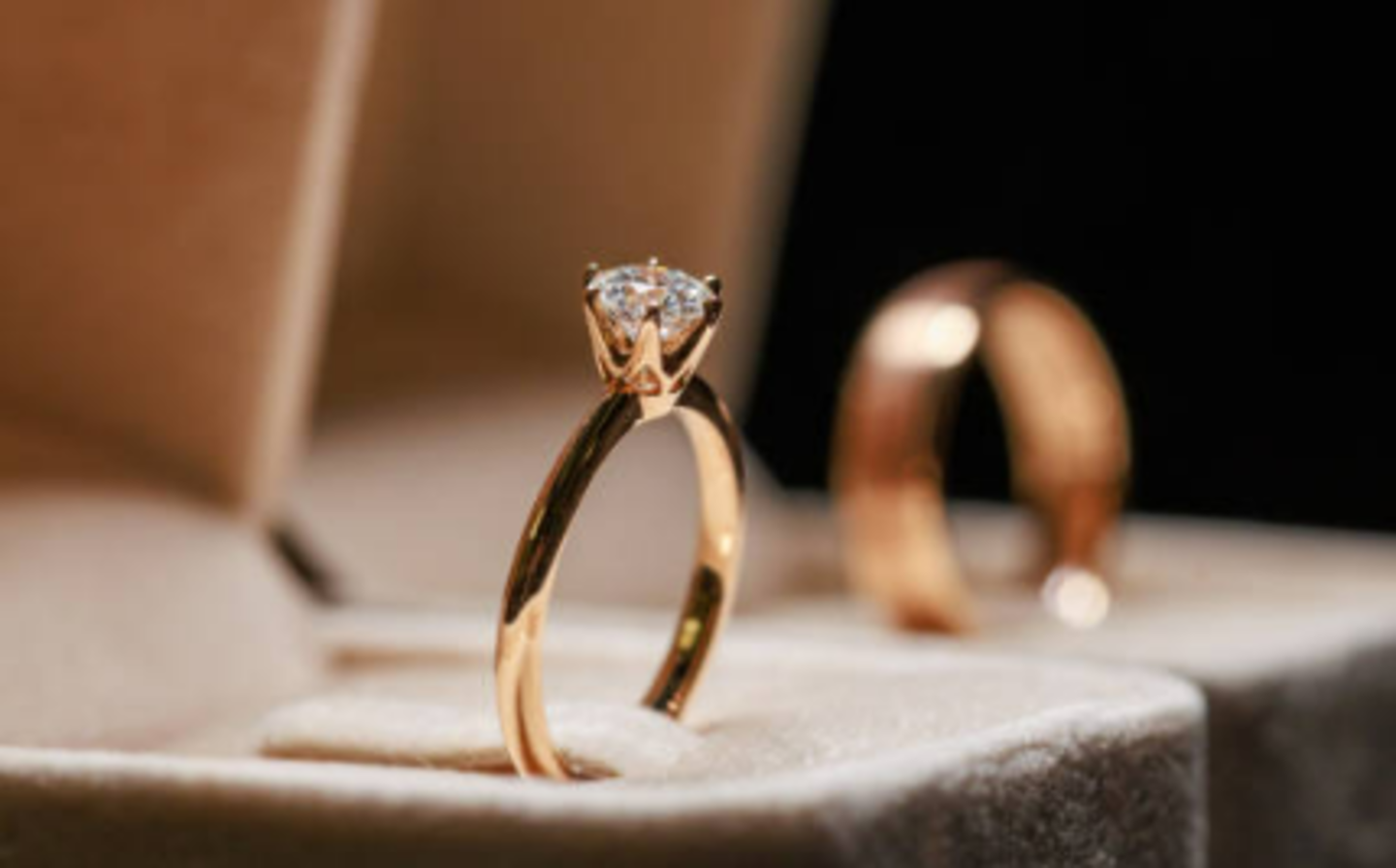 HiDubai-business-al-bashar-jewellery-trading-shopping-jewellery-precious-stones-al-daghaya-dubai