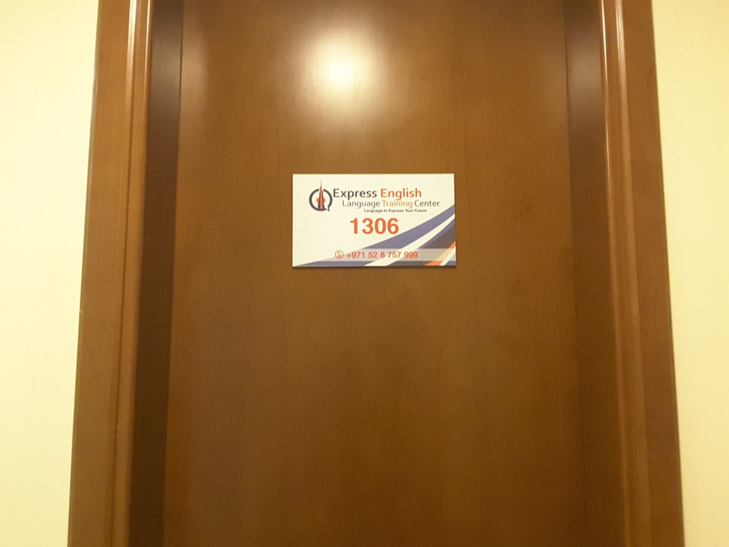 HiDubai-business-express-english-language-training-center-education-training-learning-centres-business-bay-dubai-3