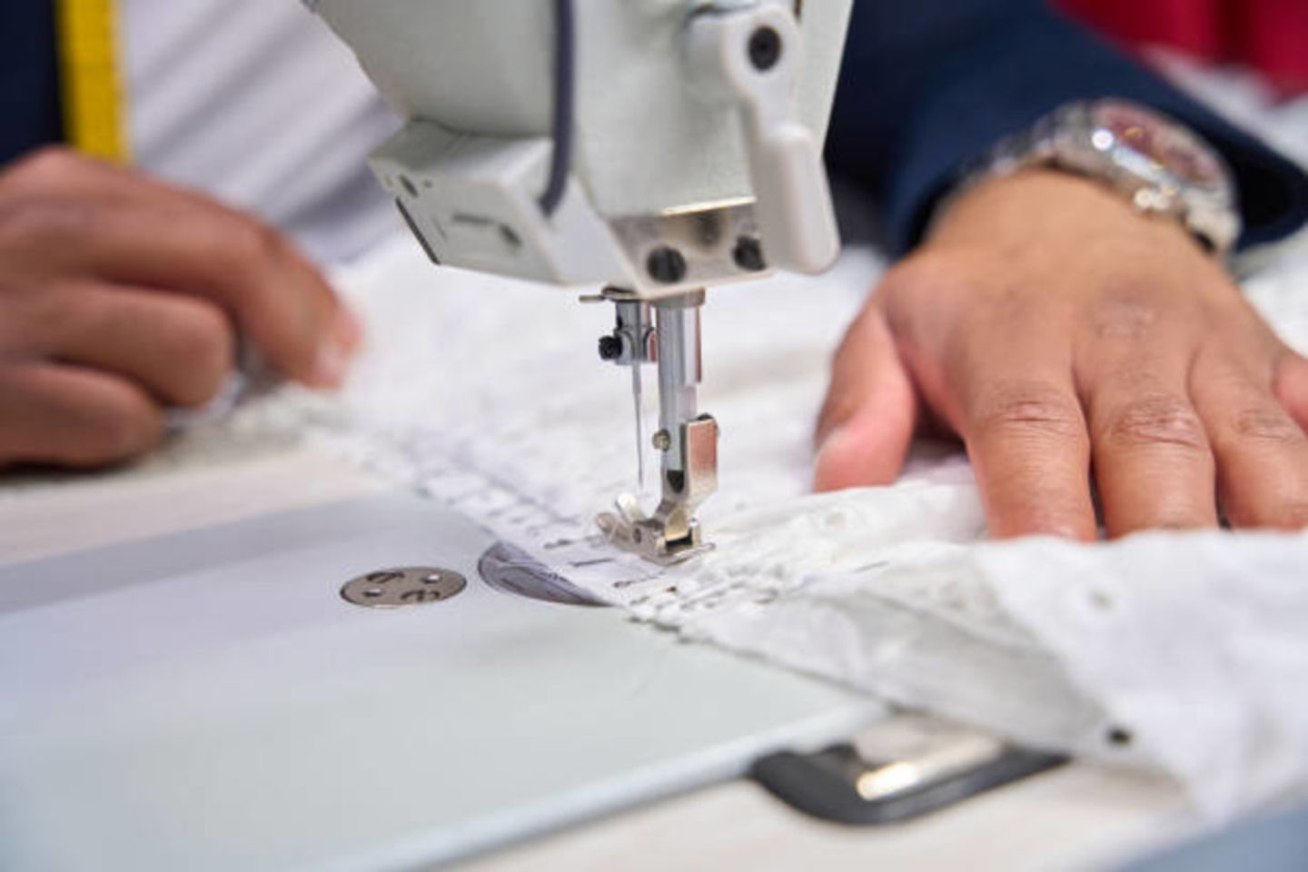 HiDubai-business-blue-star-men-home-tailoring-meena-bazar-al-souq-al-kabeer-dubai