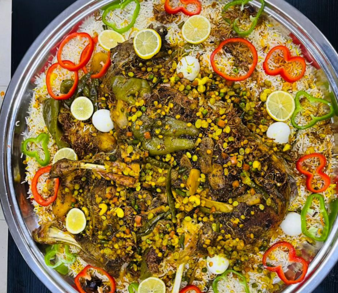 HiDubai-business-sweet-mango-restaurant-food-beverage-restaurants-bars-international-city-phase-2-dubai