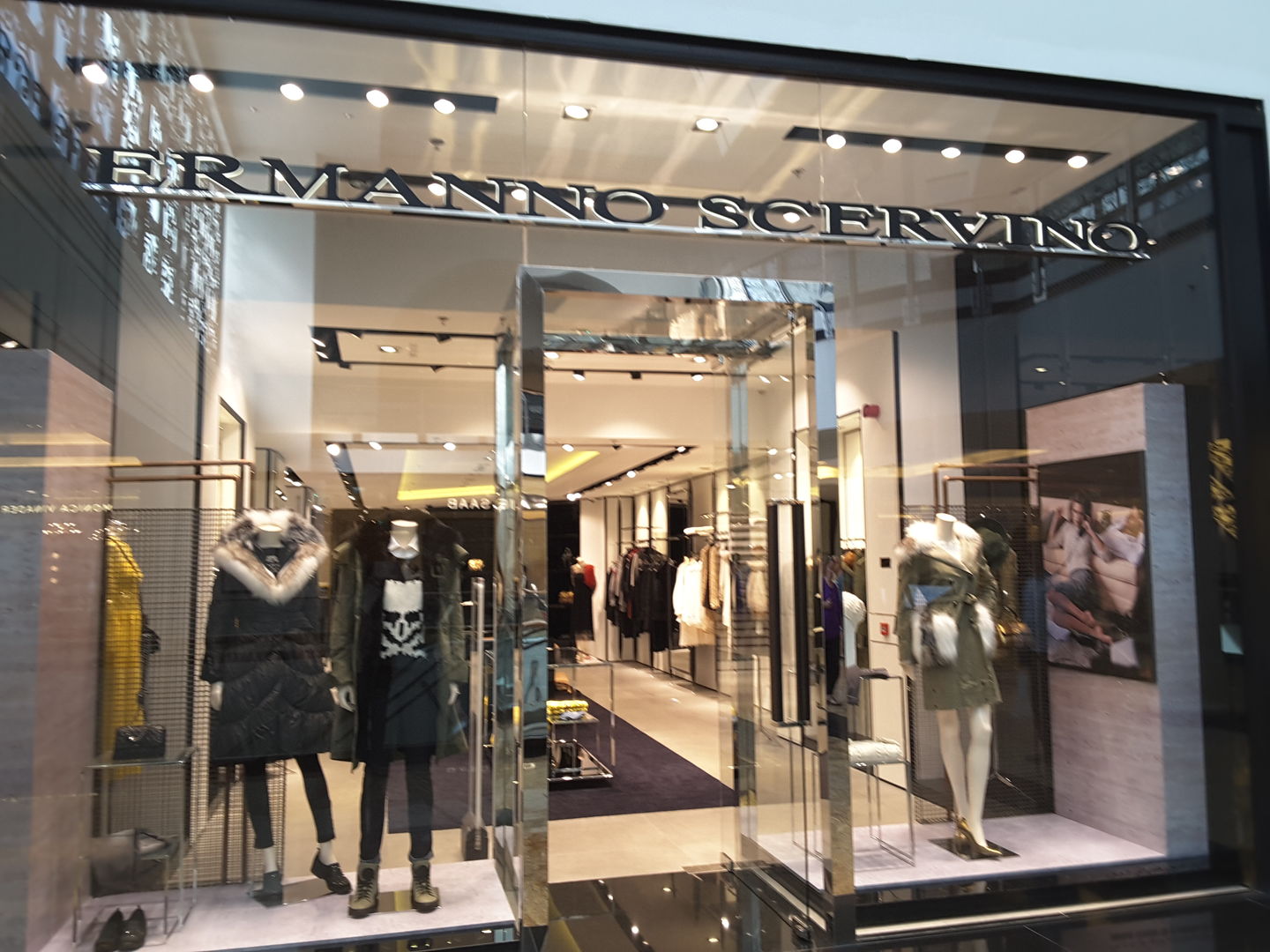 HiDubai-business-ermano-scervino-shopping-apparel-al-barsha-1-dubai-2