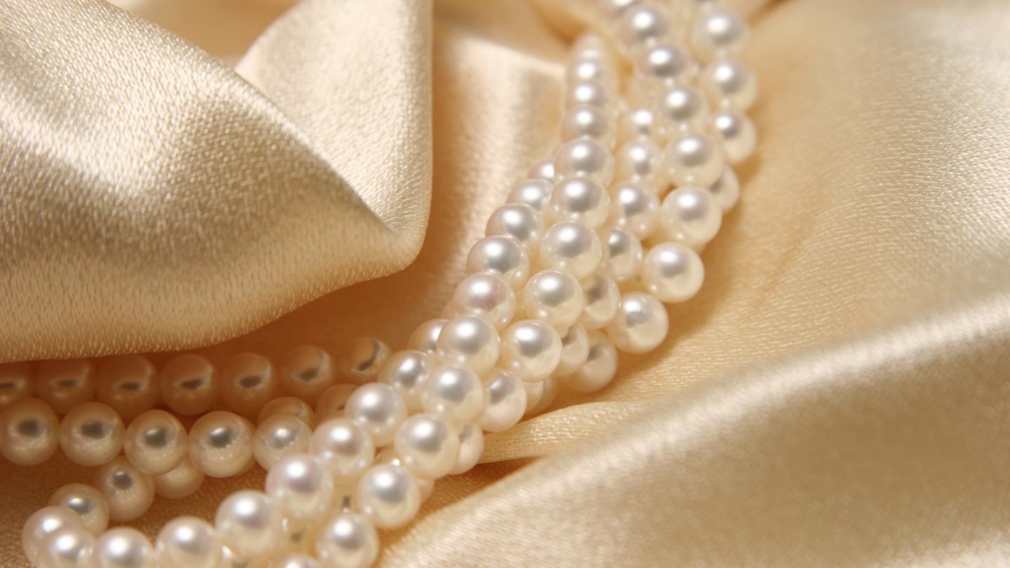 HiDubai-business-thazi-gold-diamonds-shopping-jewellery-precious-stones-al-daghaya-dubai