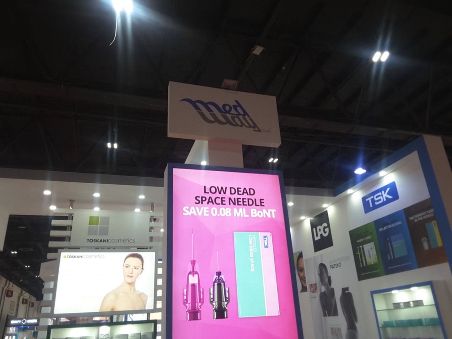 HiDubai-business-medway-b2b-services-distributors-wholesalers-business-bay-dubai-2